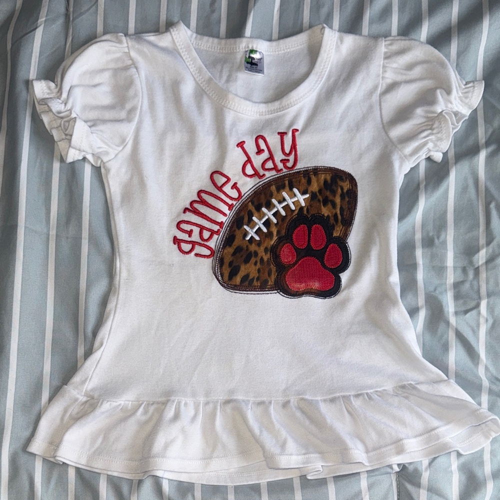 Girls' White 'Game Day' Ruffle Sleeve Tee with Leopard Football & Red Paw